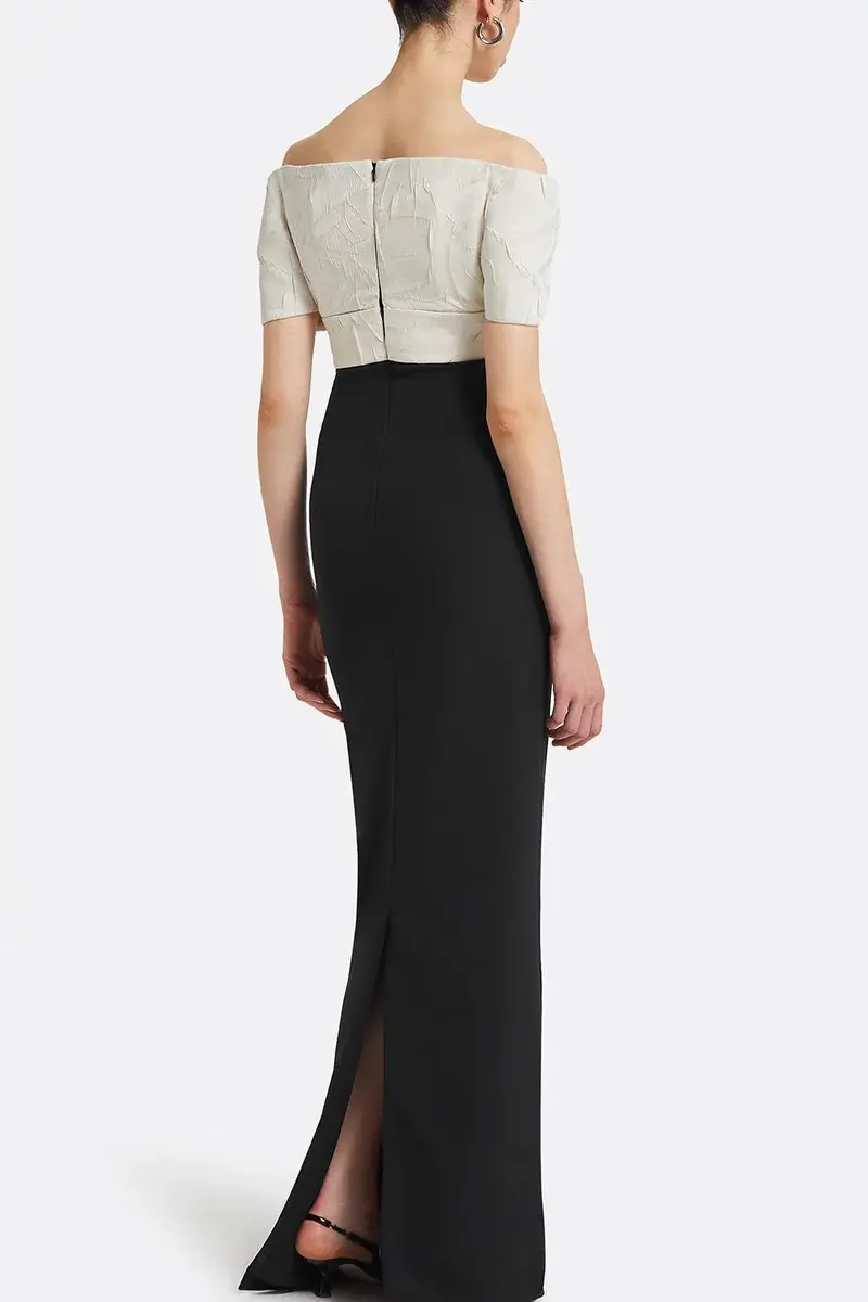 Safiyaa Abike Gown - Ivory Black | Thumbnail 5