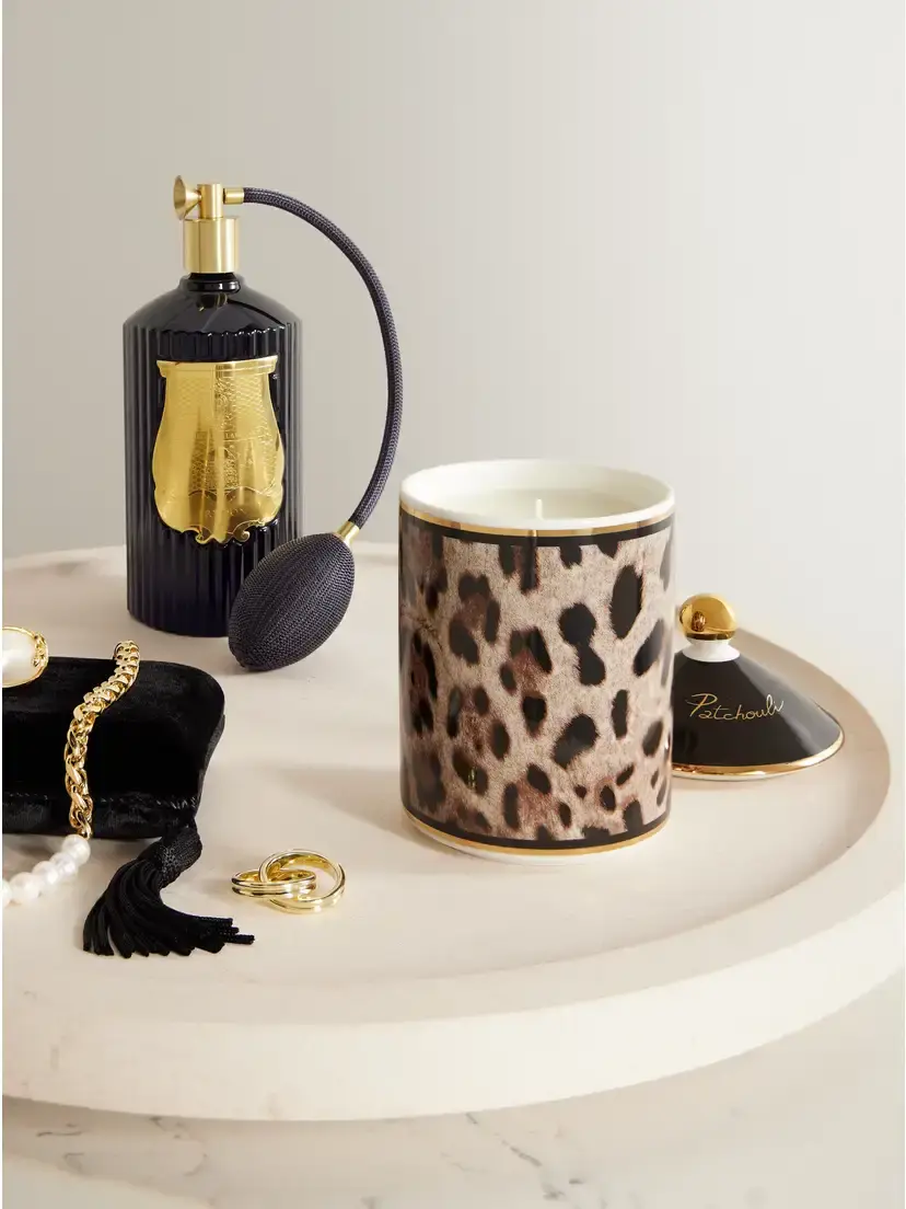 Dolce & Gabbana Patchouli Scented Candle, 340g | Thumbnail 2 Dolce & Gabbana Patchouli Scented Candle, 340g | Thumbnail 2