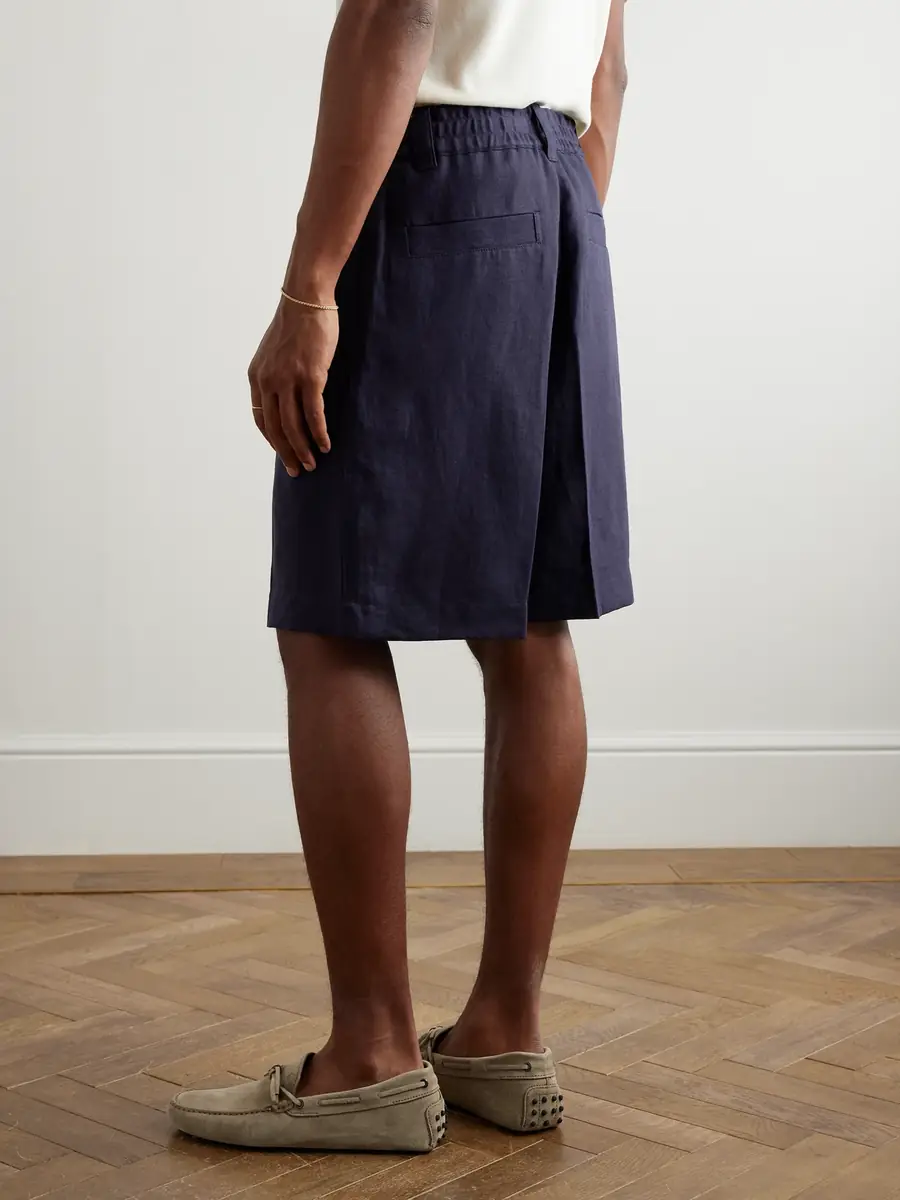 Loro Piana Reinga Wide-Leg Pleated Linen-Twill Bermuda Shorts - Men | Thumbnail 4 Loro Piana Reinga Wide-Leg Pleated Linen-Twill Bermuda Shorts - Men | Thumbnail 4