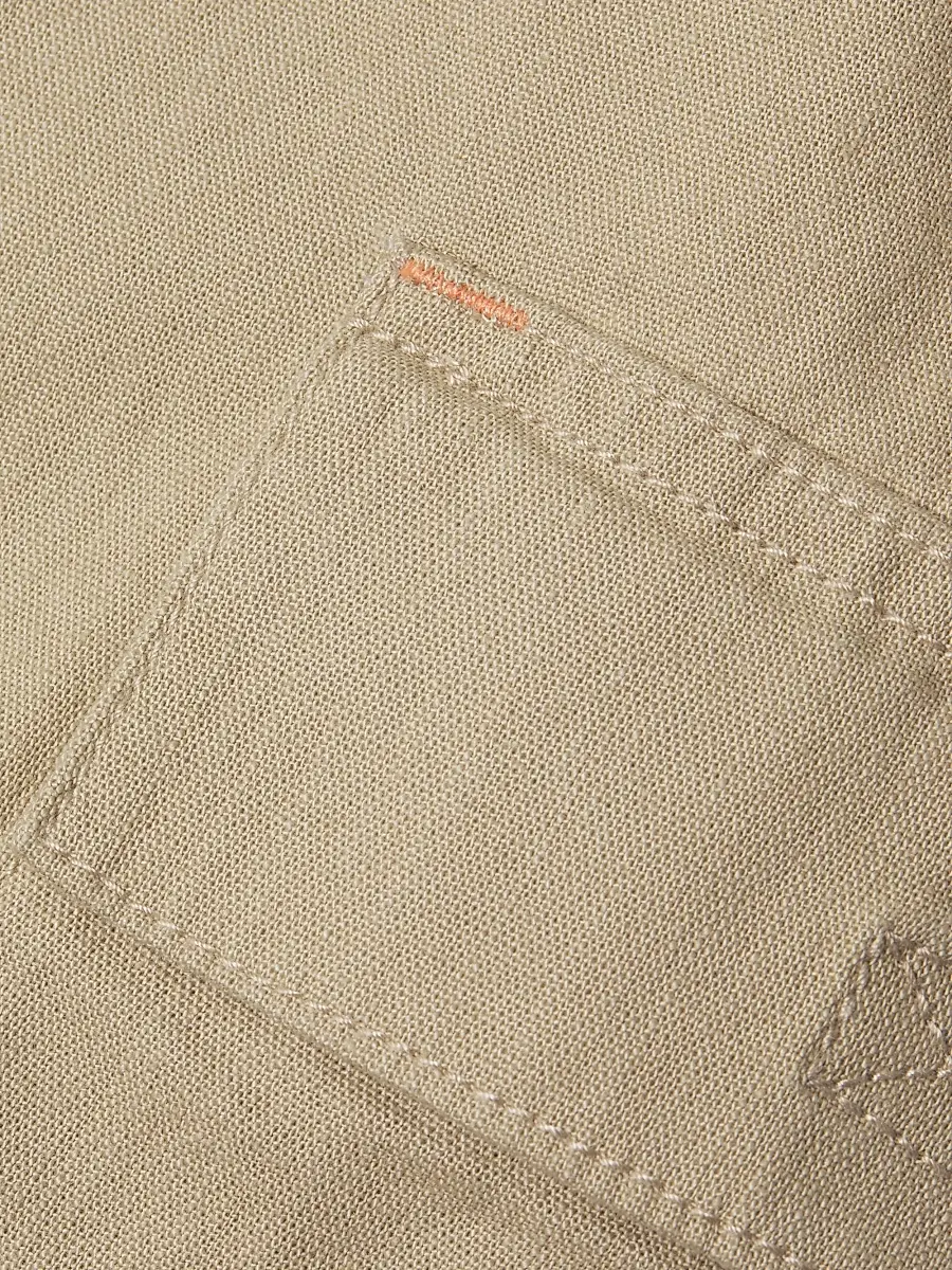 Tommy Bahama Men's Paradise Mid-Rise Cargo Shorts | Thumbnail 6 Tommy Bahama Men's Paradise Mid-Rise Cargo Shorts | Thumbnail 6