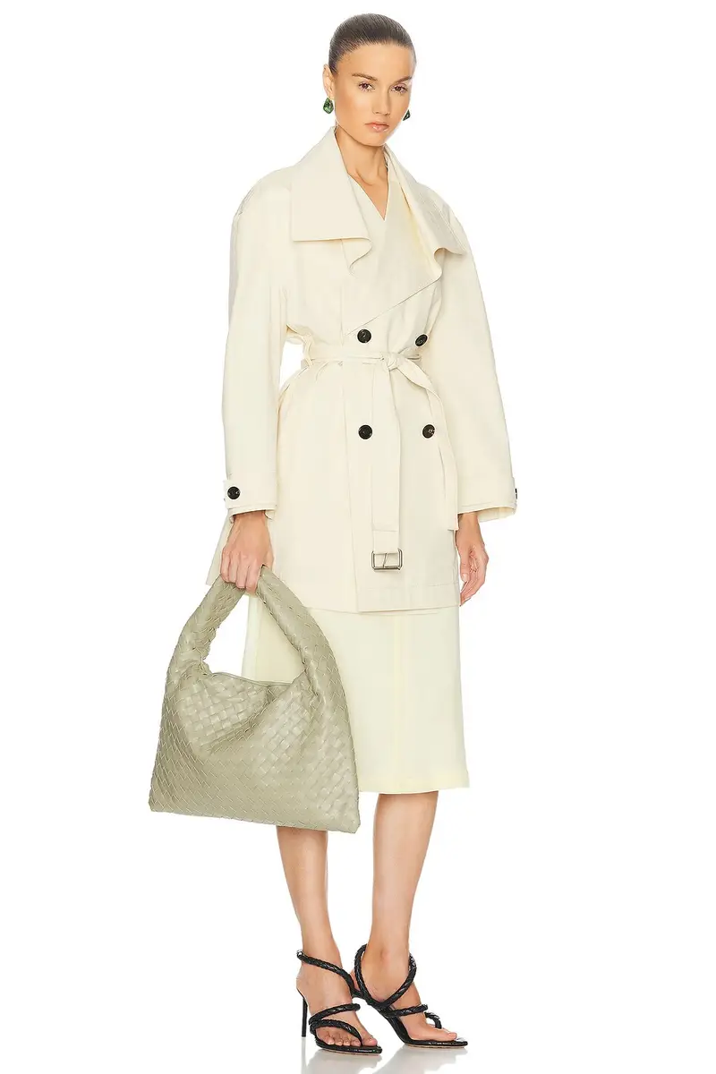 Bottega Veneta Small Hop Bag | Thumbnail 2 Bottega Veneta Small Hop Bag | Thumbnail 2