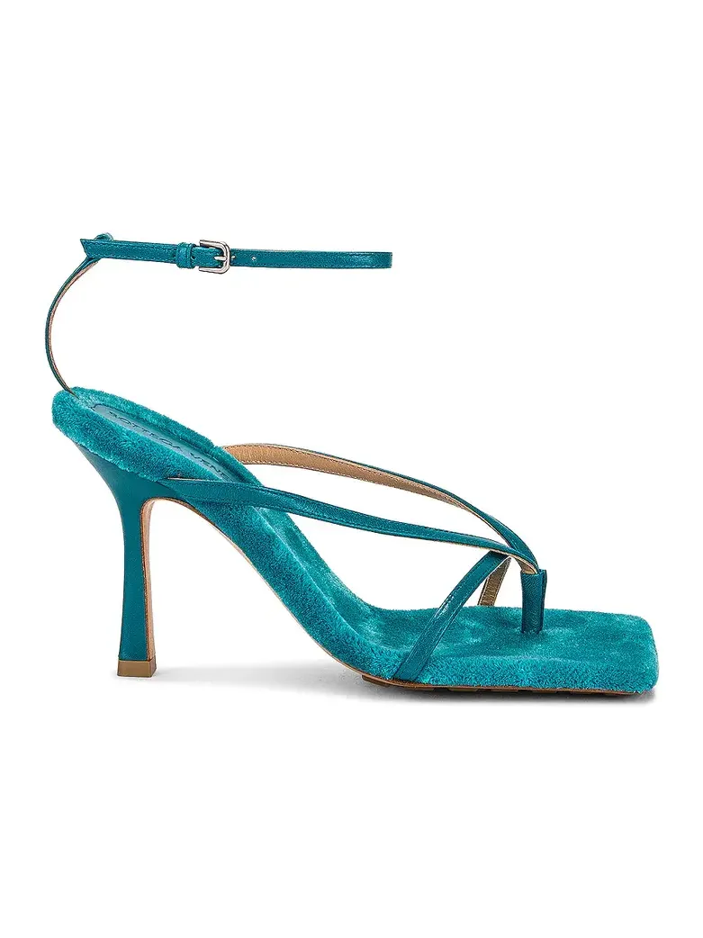 Stretch Lounge Carpet Sandals Stretch Lounge Carpet Sandals