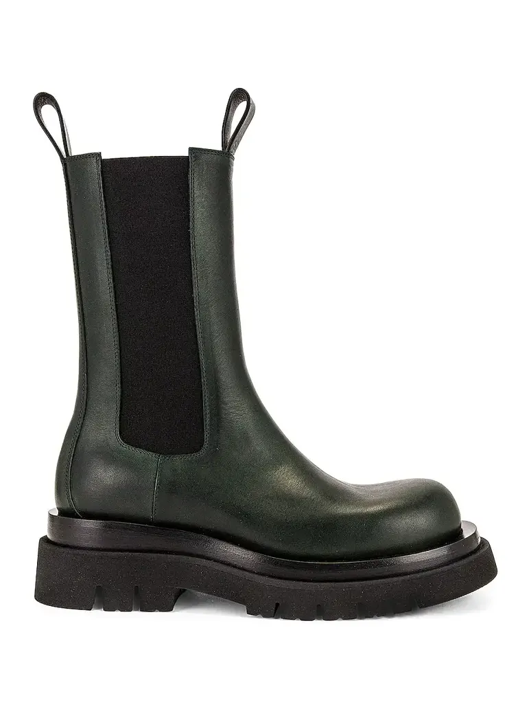 Lug Chelsea Boots