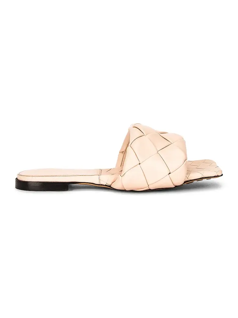 Bottega Veneta BV Lido Sandals | Thumbnail 1 Bottega Veneta BV Lido Sandals | Thumbnail 1