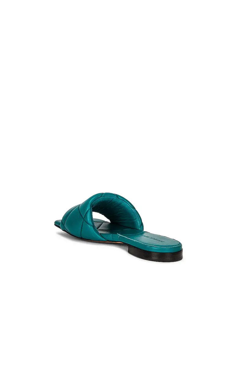 Bottega Veneta BV Rubber Lido Sandals | Thumbnail 3
