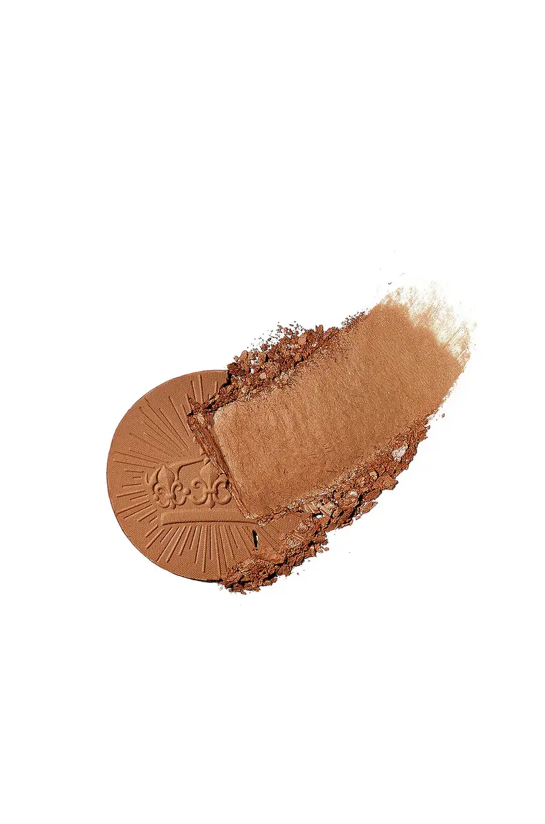 PAT MCGRATH LABS Skin Fetish: Divine Bronzer | Thumbnail 5 PAT MCGRATH LABS Skin Fetish: Divine Bronzer | Thumbnail 5
