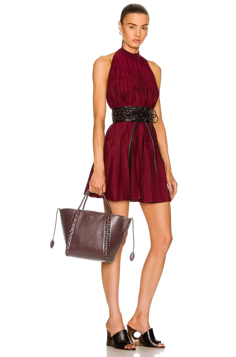 Alaïa Le Hinge Bag | Thumbnail 2 Alaïa Le Hinge Bag | Thumbnail 2