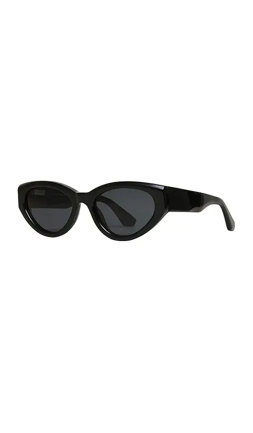 Chimi 06 Sunglasses | Thumbnail 2