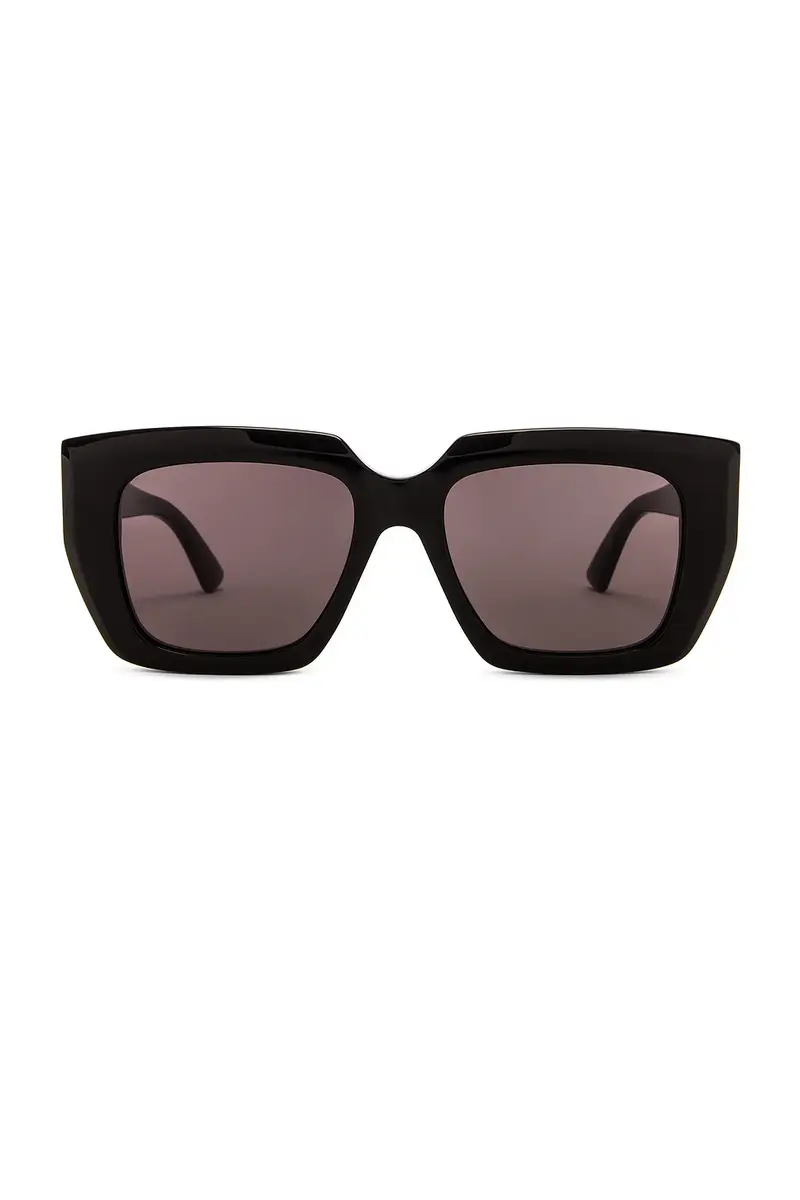 Classic Ribbon Square Sunglasses Classic Ribbon Square Sunglasses