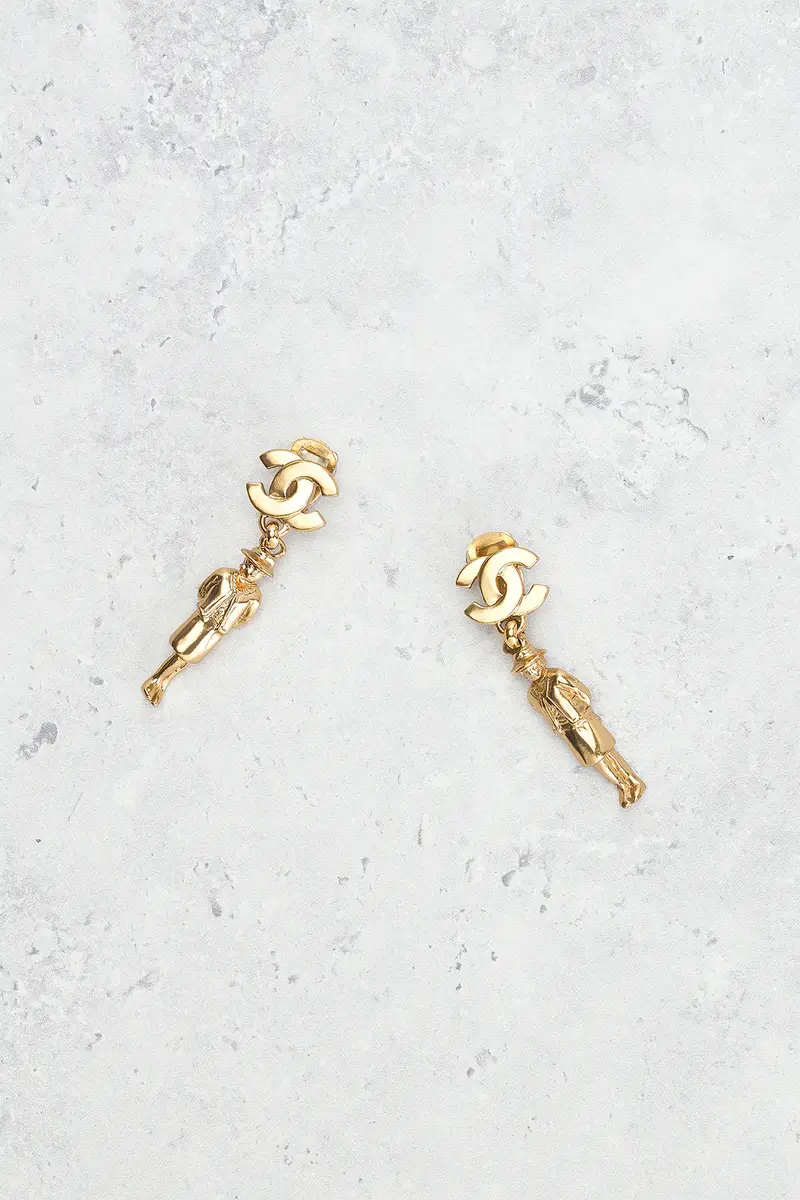 chanel Chanel CC Mademoiselle Clip-On Earrings | Thumbnail 2 chanel Chanel CC Mademoiselle Clip-On Earrings | Thumbnail 2