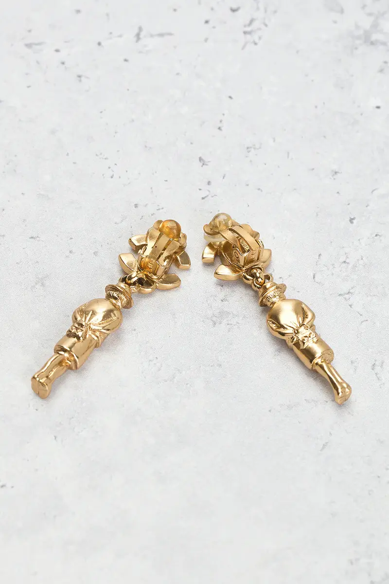 chanel Chanel CC Mademoiselle Clip-On Earrings | Thumbnail 4 chanel Chanel CC Mademoiselle Clip-On Earrings | Thumbnail 4
