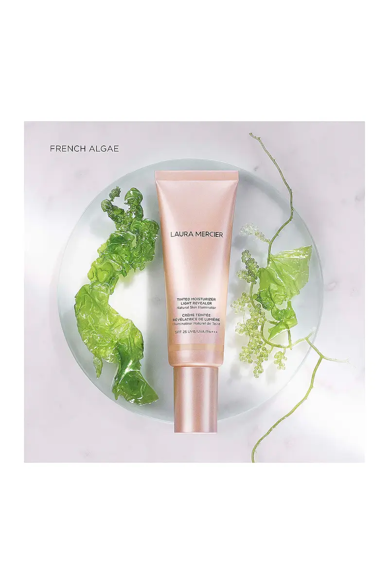 Laura Mercier Tinted Moisturizer Light Revealer Natural Skin Illuminator SPF 25 | Thumbnail 11 Laura Mercier Tinted Moisturizer Light Revealer Natural Skin Illuminator SPF 25 | Thumbnail 11