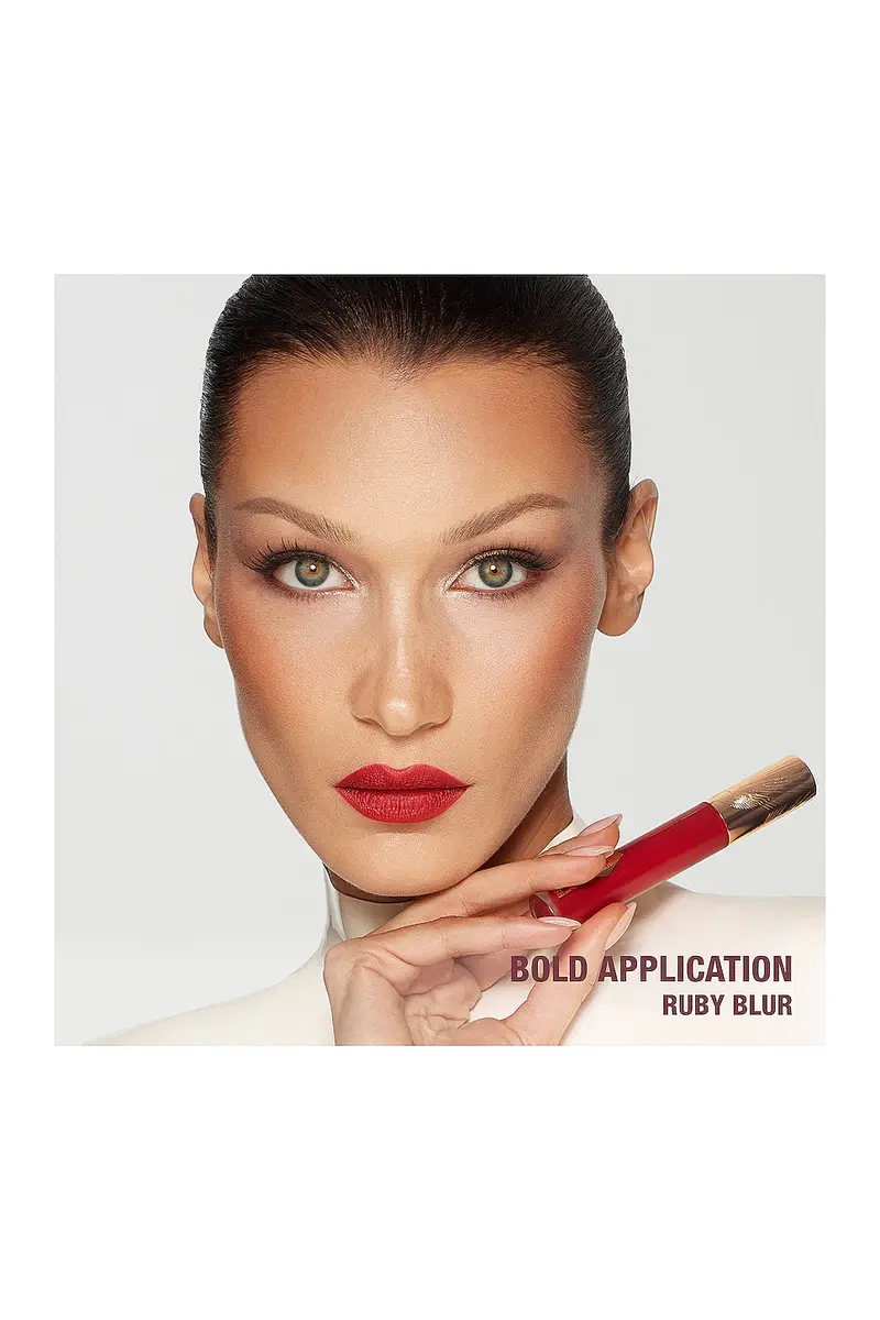 Charlotte Tilbury Airbrush Flawless Lip Blur | Thumbnail 10 Charlotte Tilbury Airbrush Flawless Lip Blur | Thumbnail 10