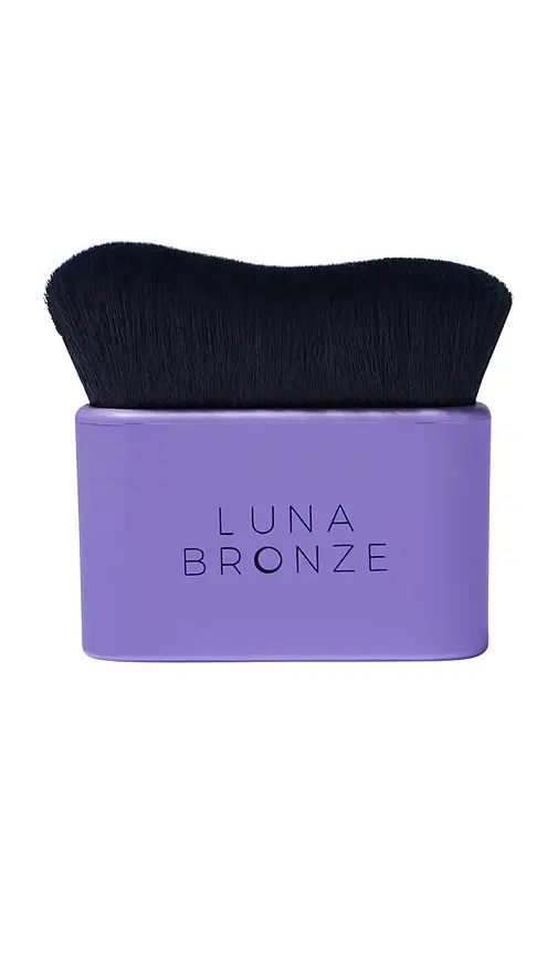 Luna Bronze Contour Blending Brush | Image 1 Luna Bronze Contour Blending Brush | Image 1