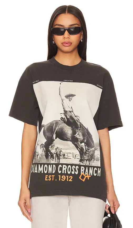 Diamond Cross Ranch Saddle Tee