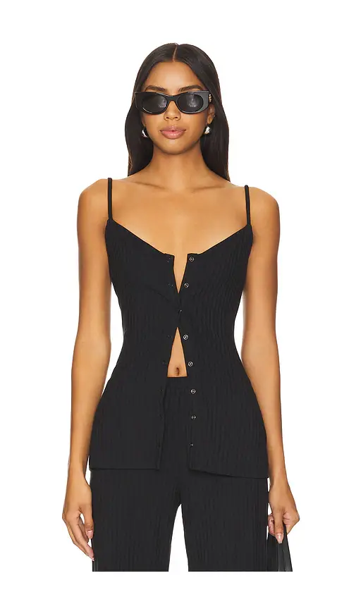 Lovers and Friends Kinsley Top | Image 1 Lovers and Friends Kinsley Top | Image 1