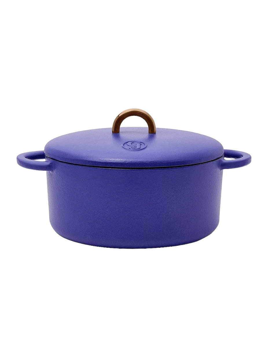 Great Jones Dutch Baby 3.5-Quart Dutch Oven