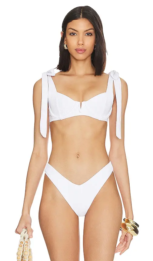 BEACH RIOT Blair Bikini Top | Image 1 BEACH RIOT Blair Bikini Top | Image 1