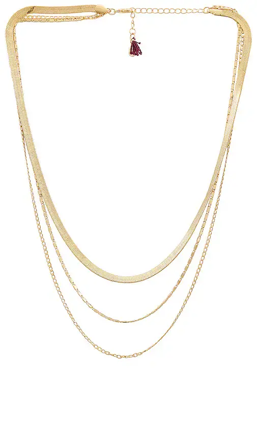 SHASHI Mikaela Necklace | Image 1 SHASHI Mikaela Necklace | Image 1