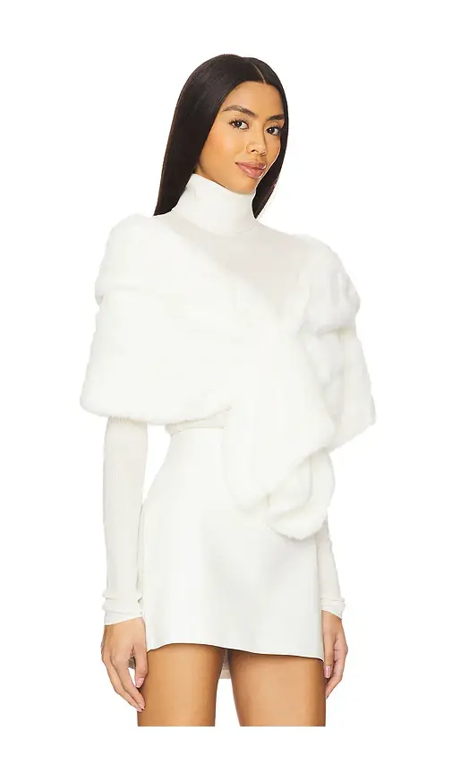 Unreal Fur Champagne Wrap | Thumbnail 2