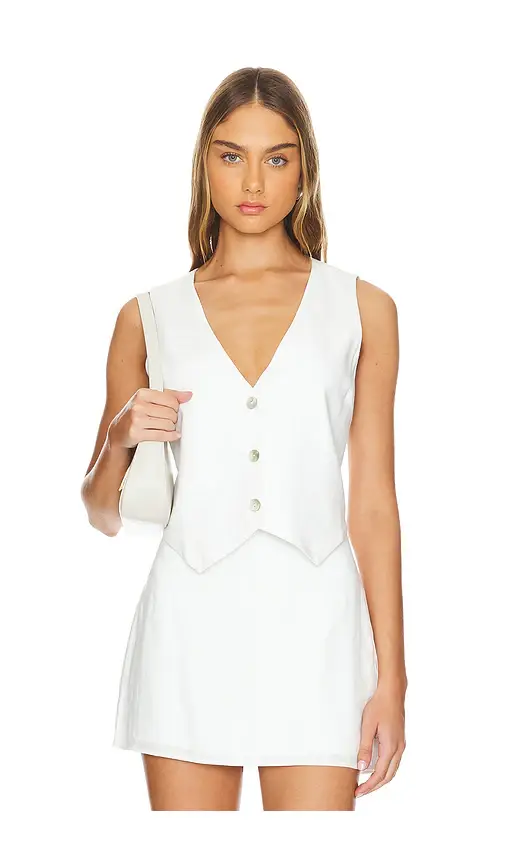 Vicky Vest