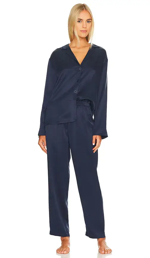 LUNYA Washable Silk Long Sleeve Pant Set | Image 1 LUNYA Washable Silk Long Sleeve Pant Set | Image 1