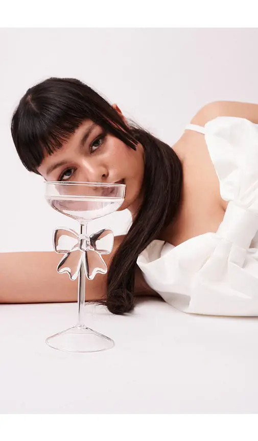 Lepel Club Clear Bow Glass | Thumbnail 2 Lepel Club Clear Bow Glass | Thumbnail 2