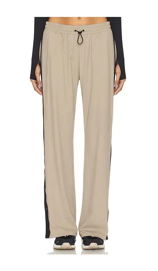 HEROINE SPORT x Mona Kattan Alba Pant | Thumbnail 2 HEROINE SPORT x Mona Kattan Alba Pant | Thumbnail 2