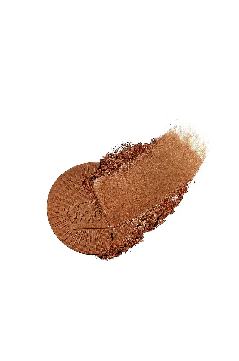 PAT MCGRATH LABS Skin Fetish: Divine Bronzer | Thumbnail 5 PAT MCGRATH LABS Skin Fetish: Divine Bronzer | Thumbnail 5