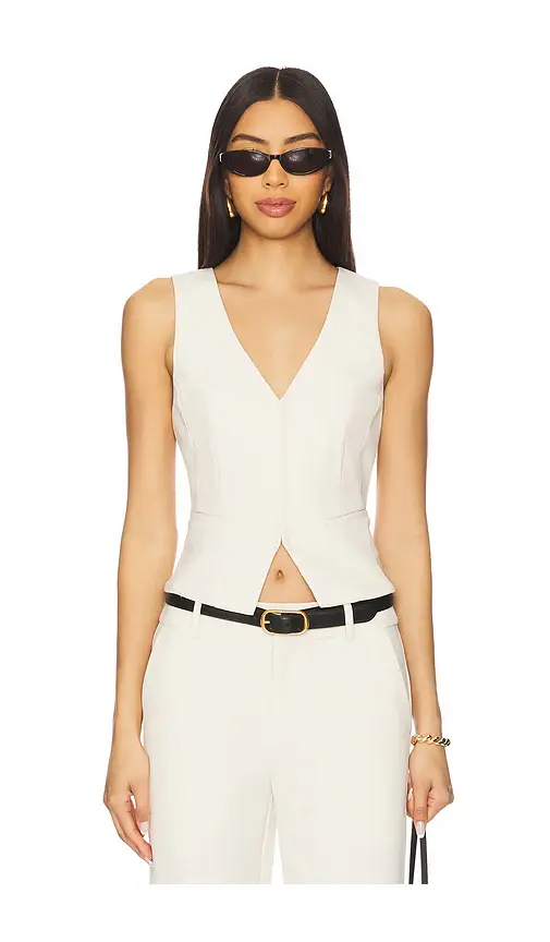 NIA Jordan Vest | Image 1 NIA Jordan Vest | Image 1
