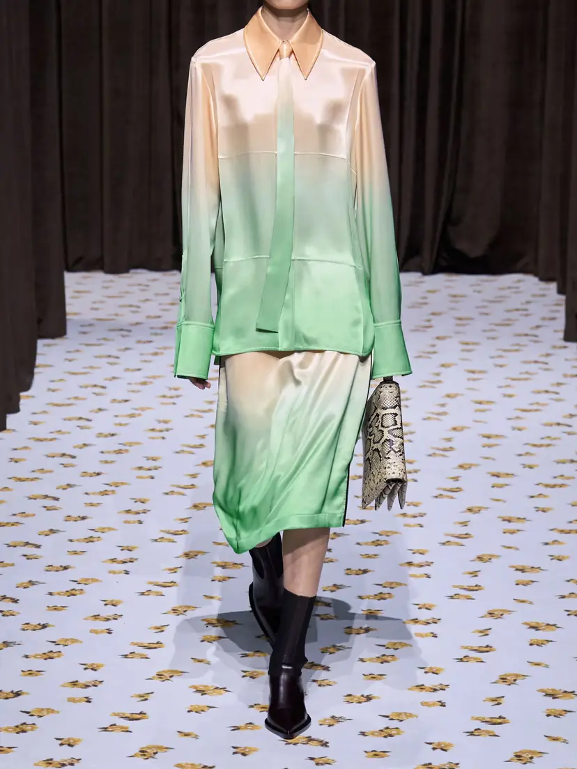 Jil Sander Oversized Tie-detailed Dégradé Satin Shirt | Thumbnail 4