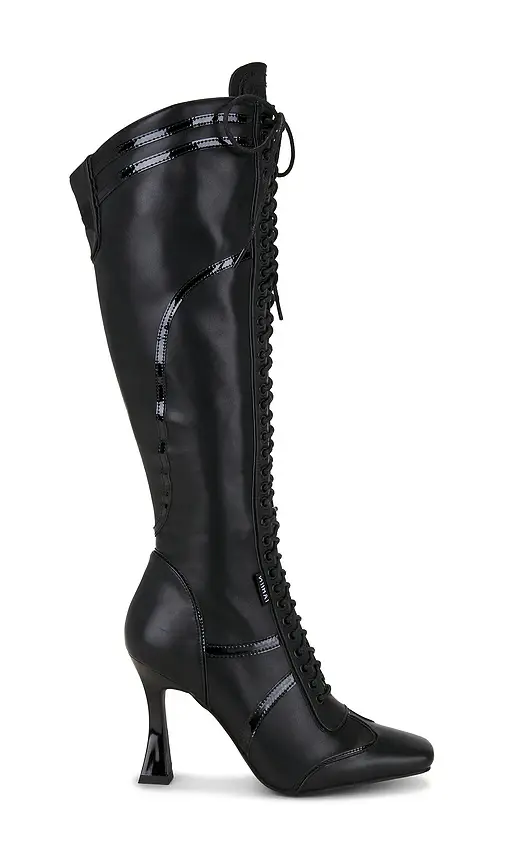 NIIHAI The Boxer Boot | Image 1 NIIHAI The Boxer Boot | Image 1