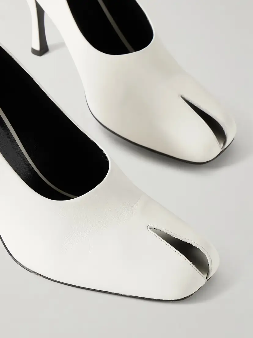 Khaite Eva Cutout Leather Pumps | Thumbnail 4