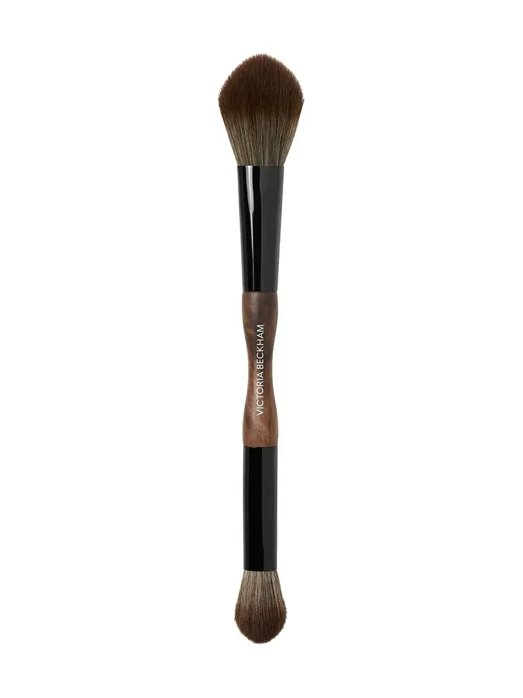 Victoria Beckham Beauty 13 Sculpt & Blend Brush
