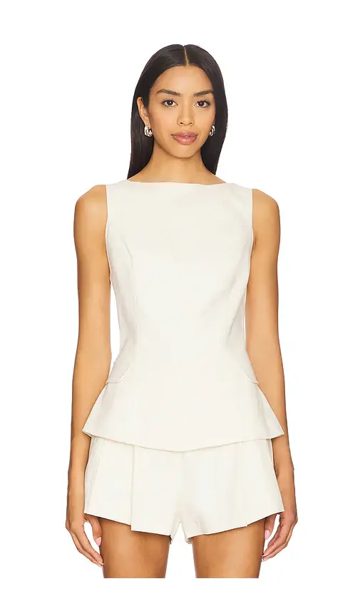 Line & Dot Veni Top | Image 1 Line & Dot Veni Top | Image 1