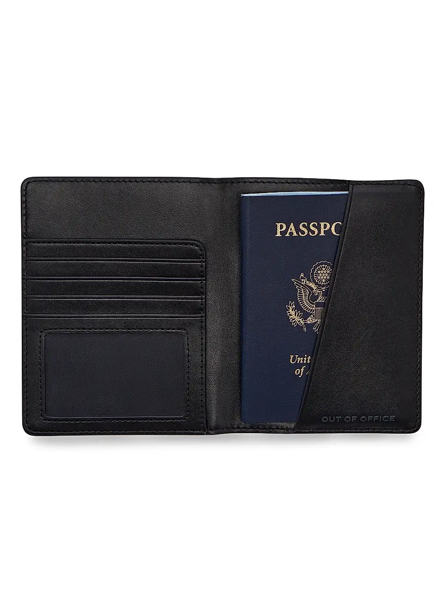 Marc Jacobs Women's The Leather Passport Case - Black | Thumbnail 4 Marc Jacobs Women's The Leather Passport Case - Black | Thumbnail 4