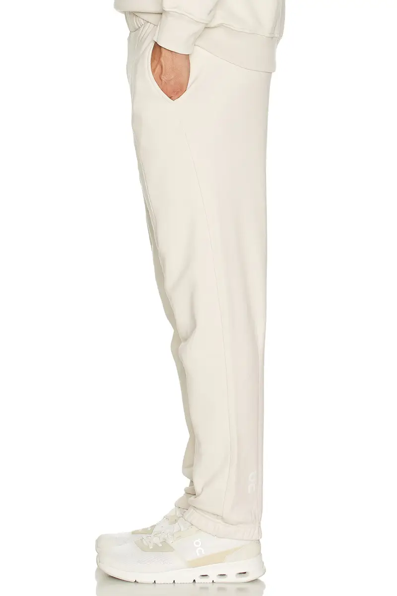 On Club Pants | Thumbnail 2