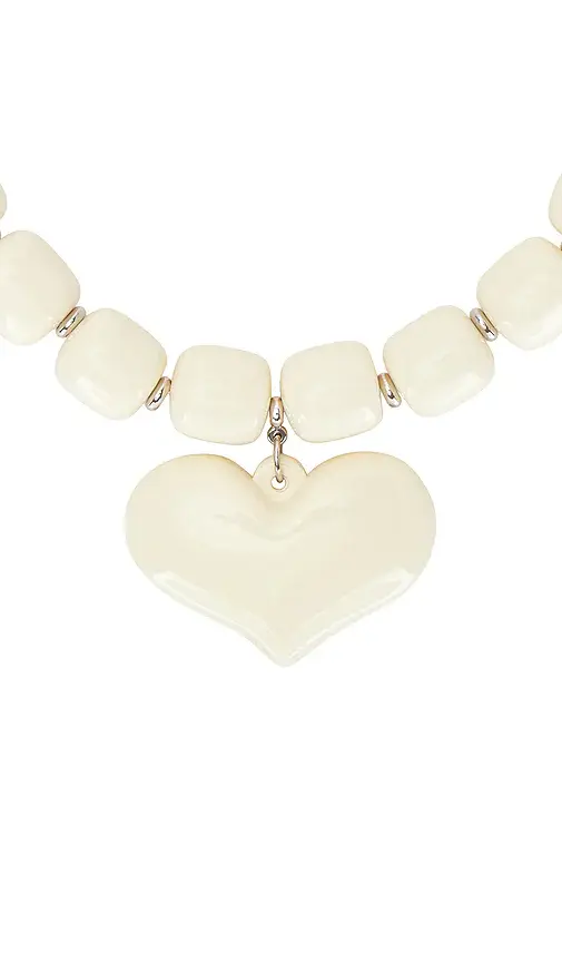 Julietta Amore Necklace | Thumbnail 2