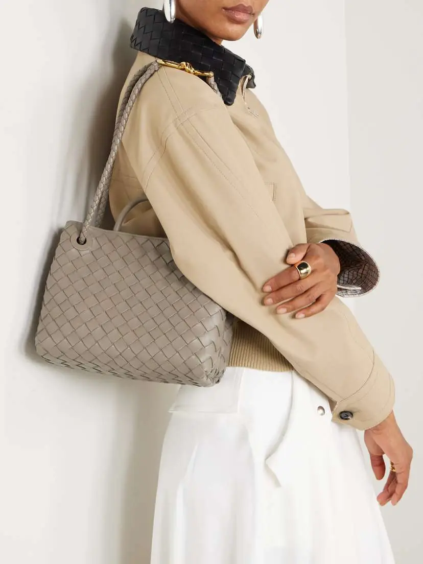 Bottega Veneta Andiamo Small Intrecciato Leather Tote | Thumbnail 6 Bottega Veneta Andiamo Small Intrecciato Leather Tote | Thumbnail 6