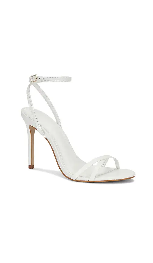 Steve Madden Jypsey Sandal | Thumbnail 2 Steve Madden Jypsey Sandal | Thumbnail 2
