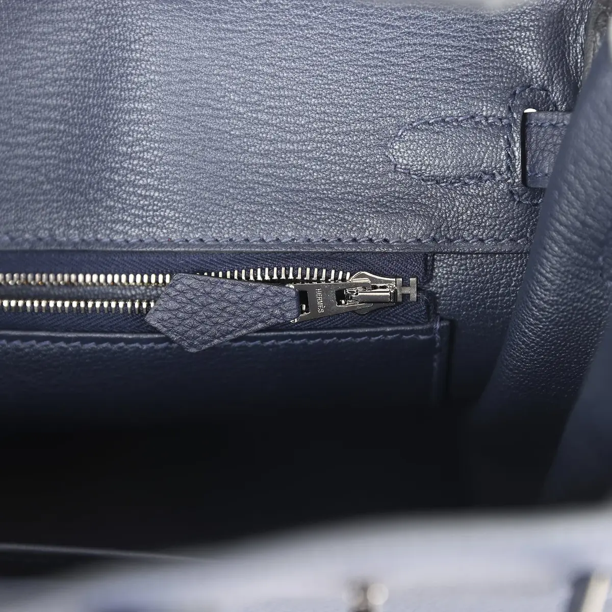 HERMÈS Hermes Birkin 25 Bleu Nuit Togo Palladium Hardware | Thumbnail 9 HERMÈS Hermes Birkin 25 Bleu Nuit Togo Palladium Hardware | Thumbnail 9