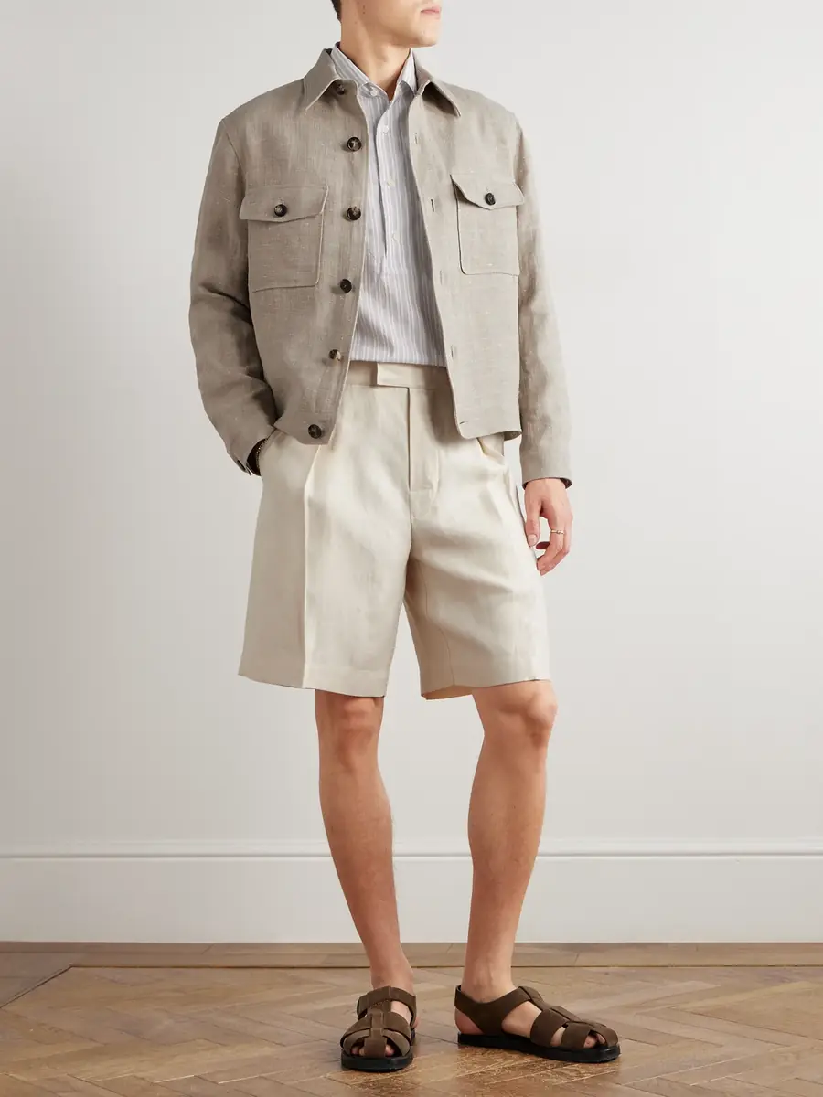 Loro Piana Reinga Wide-Leg Pleated Linen-Twill Bermuda Shorts - Men | Thumbnail 2