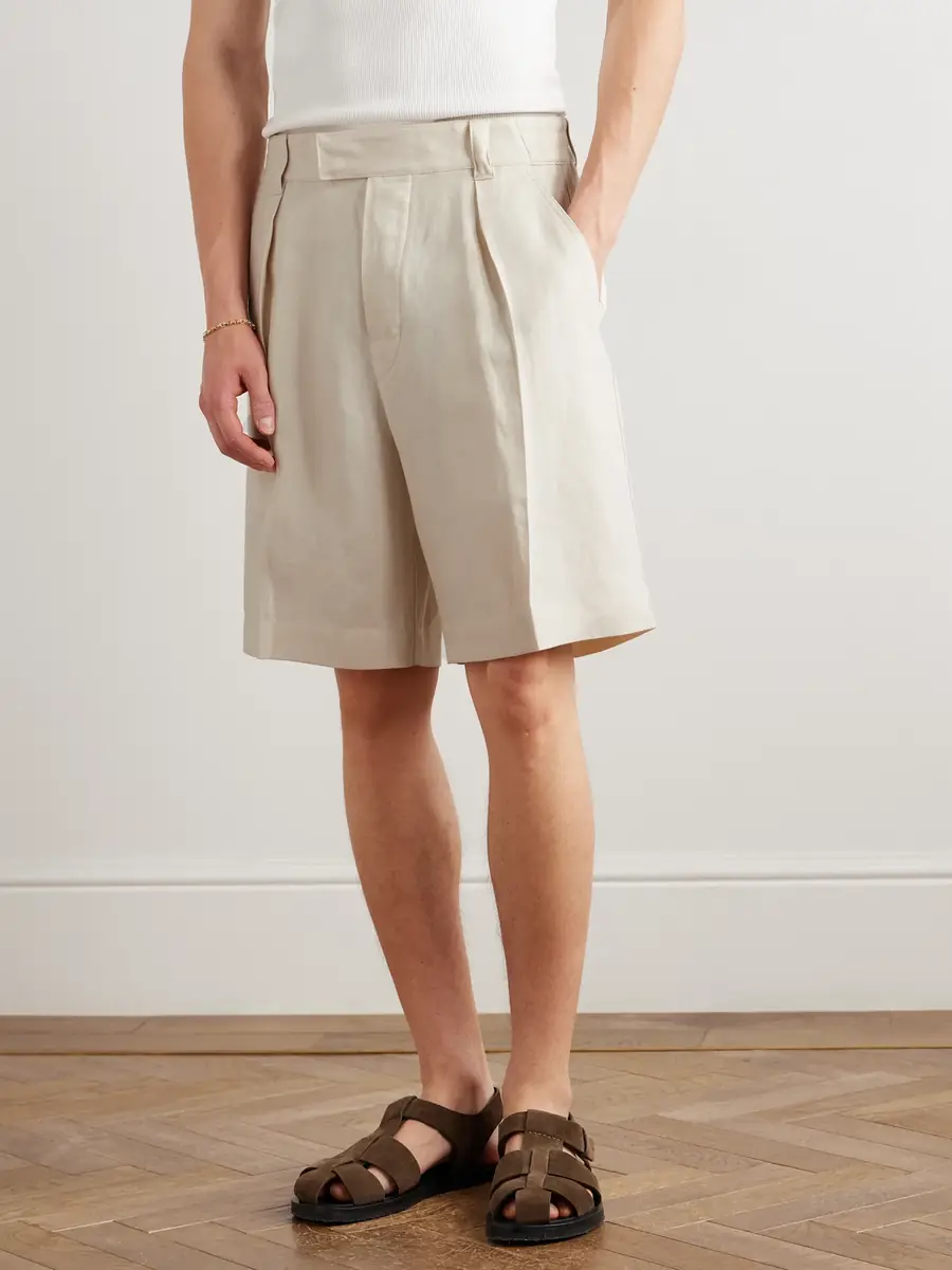 Loro Piana Reinga Wide-Leg Pleated Linen-Twill Bermuda Shorts - Men | Thumbnail 3