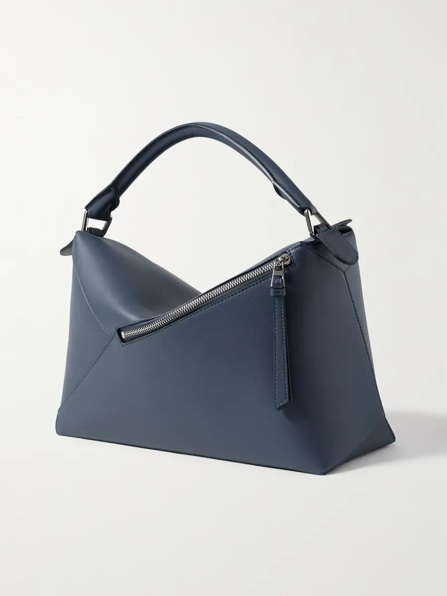 Loewe Puzzle Edge Large Logo-Debossed Leather Messenger Bag - Men | Thumbnail 3 Loewe Puzzle Edge Large Logo-Debossed Leather Messenger Bag - Men | Thumbnail 3