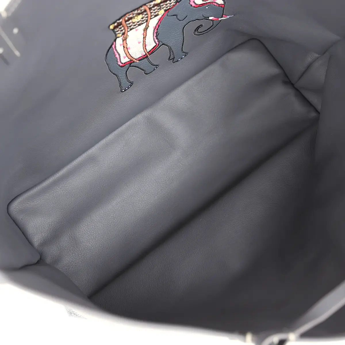 goyard Goyard Goyardine Grey Anjou PM Embroidered Elephant Tote Palladium Hardware | Thumbnail 8 goyard Goyard Goyardine Grey Anjou PM Embroidered Elephant Tote Palladium Hardware | Thumbnail 8