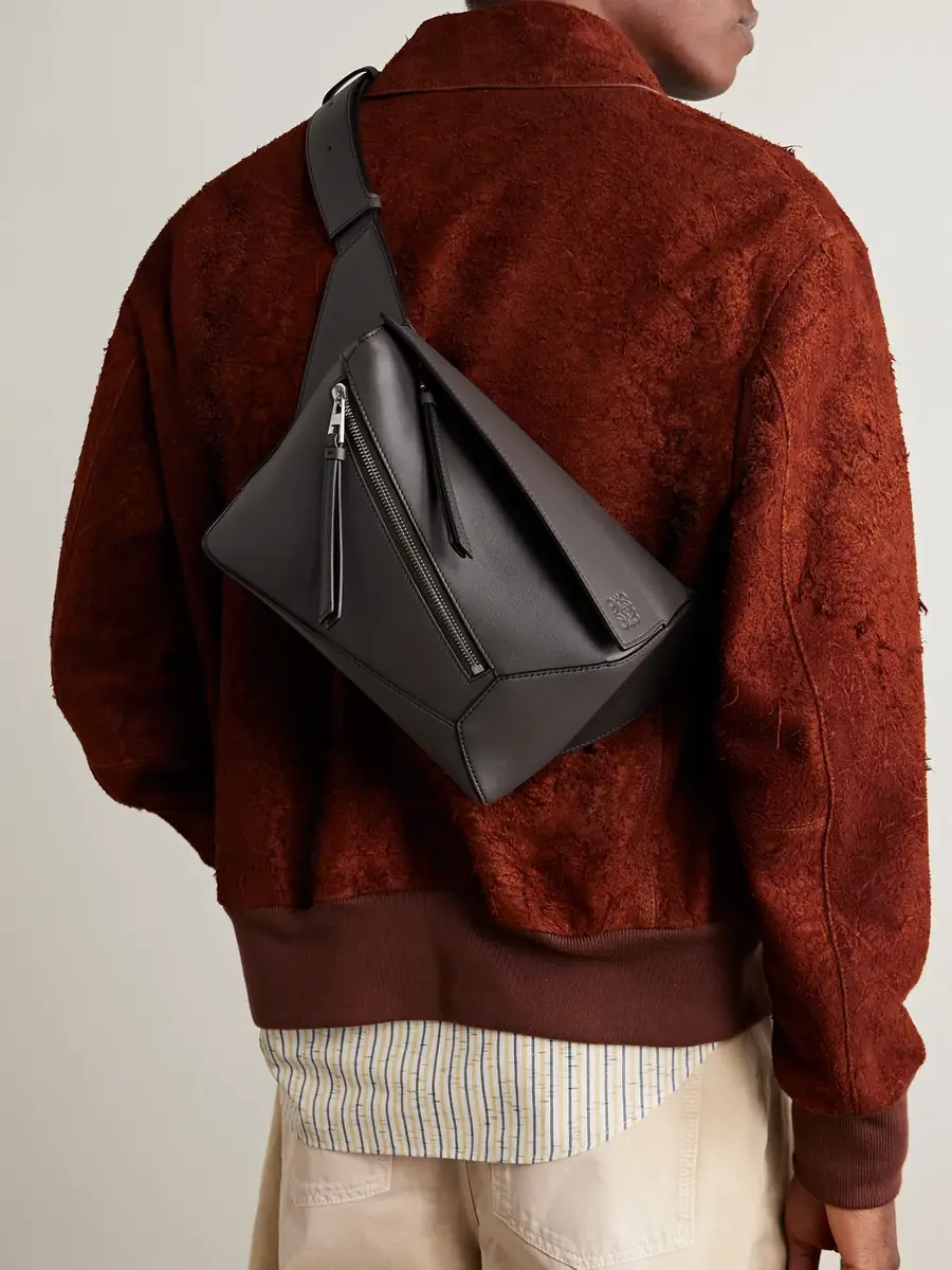 Loewe Puzzle Edge Small Leather Belt Bag - Men | Thumbnail 2