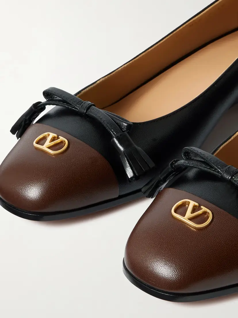 Valentino Garavani Ballerina Embellished Two-tone Leather Flats | Thumbnail 4 Valentino Garavani Ballerina Embellished Two-tone Leather Flats | Thumbnail 4