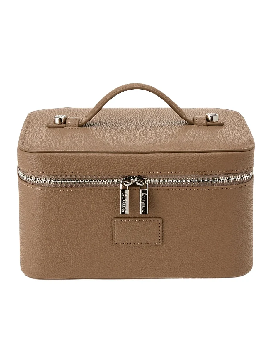 x Revolve Vanity Case x Revolve Vanity Case