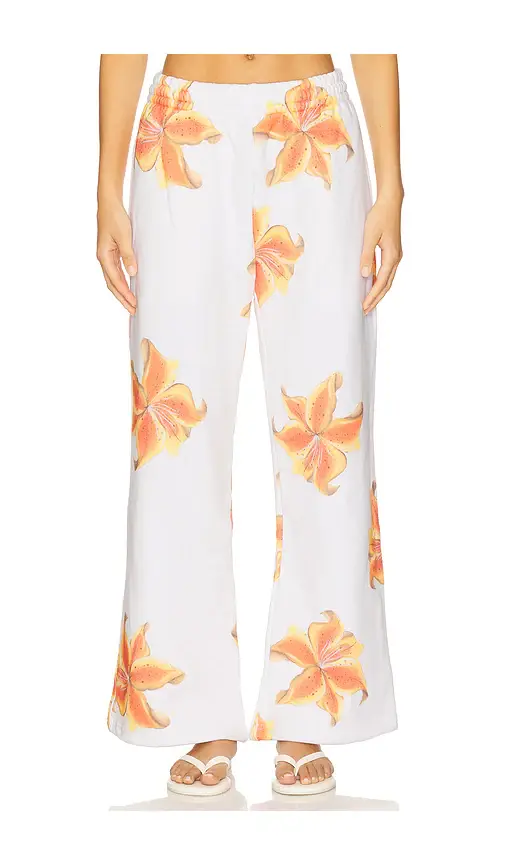 Juliet Johnstone Straight Leg Sweatpant