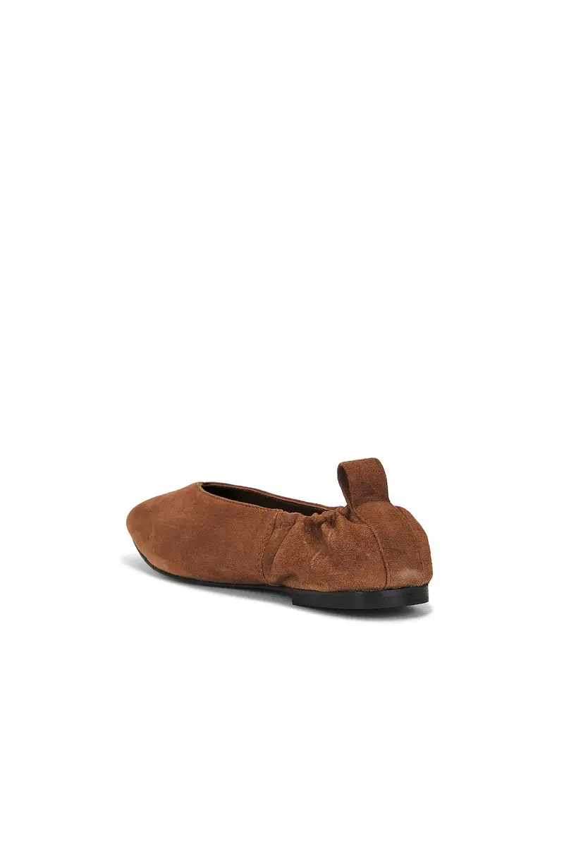 A Emery Brie Flat | Thumbnail 3 A Emery Brie Flat | Thumbnail 3